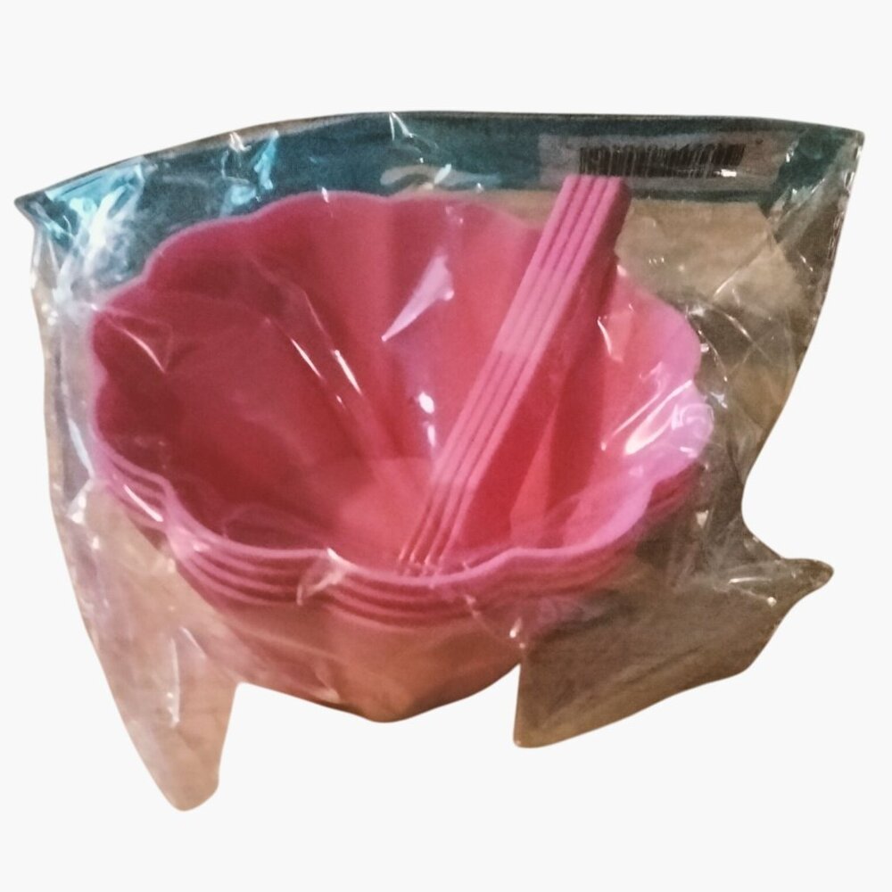 Ice Cream Bowls Spoons 8 Piece Set Pink Flower Shape Plastic Party Desserts